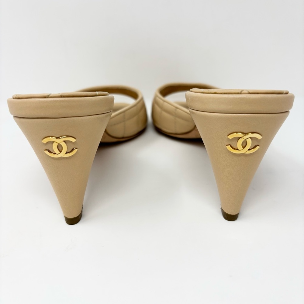 Chanel Quilted Lambskin CC Mules Beige Open Toe Mid Heel Size 39 - Picture 6 of 16